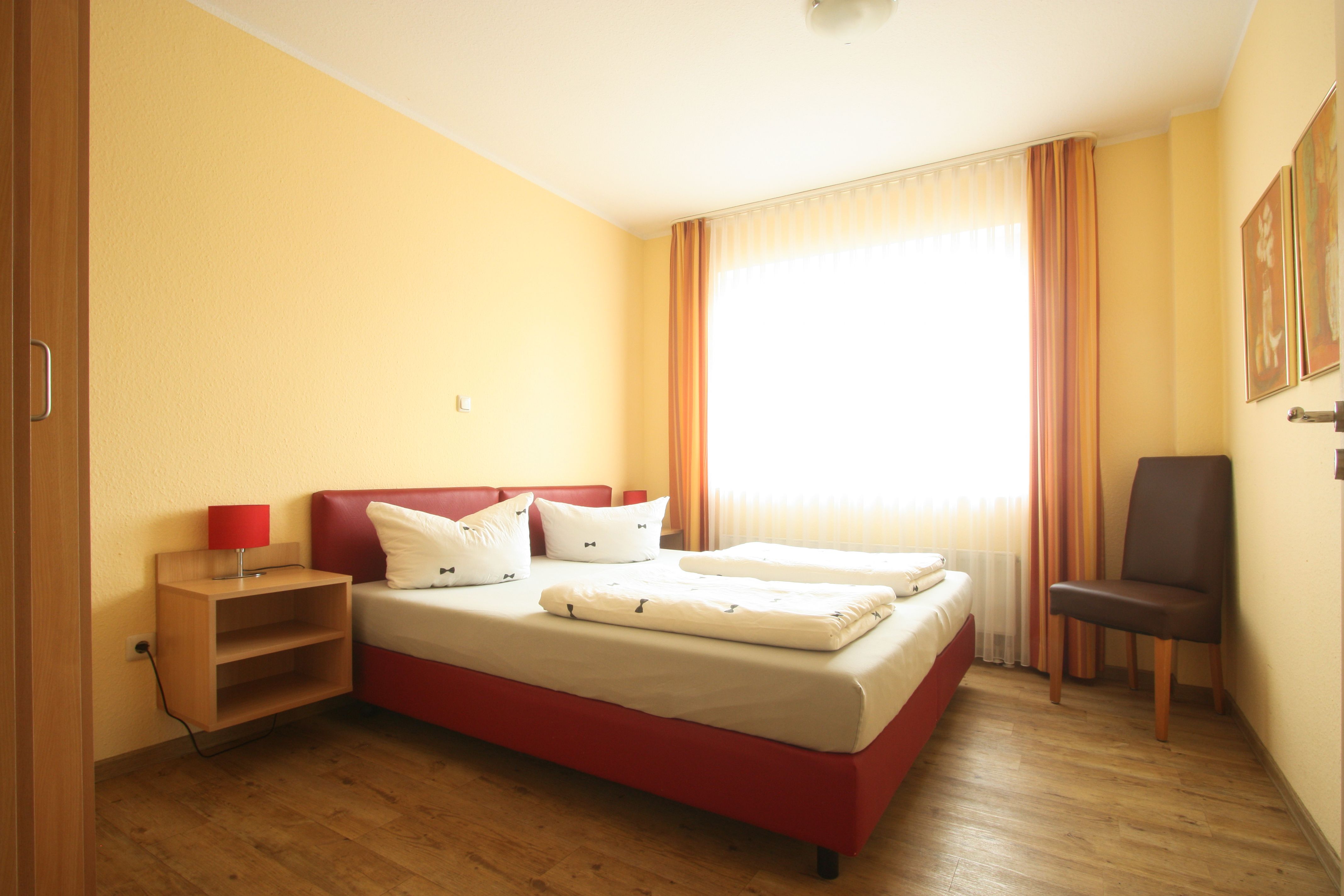 Sunny Balcony, Beach Chair, And Great Location! NEW: Fast Charging Station Right At Your Doorstep! - Sunny balcony, beach chair, and great location! NEW: Fast charging station right at your doorstep! - Gallery - 15