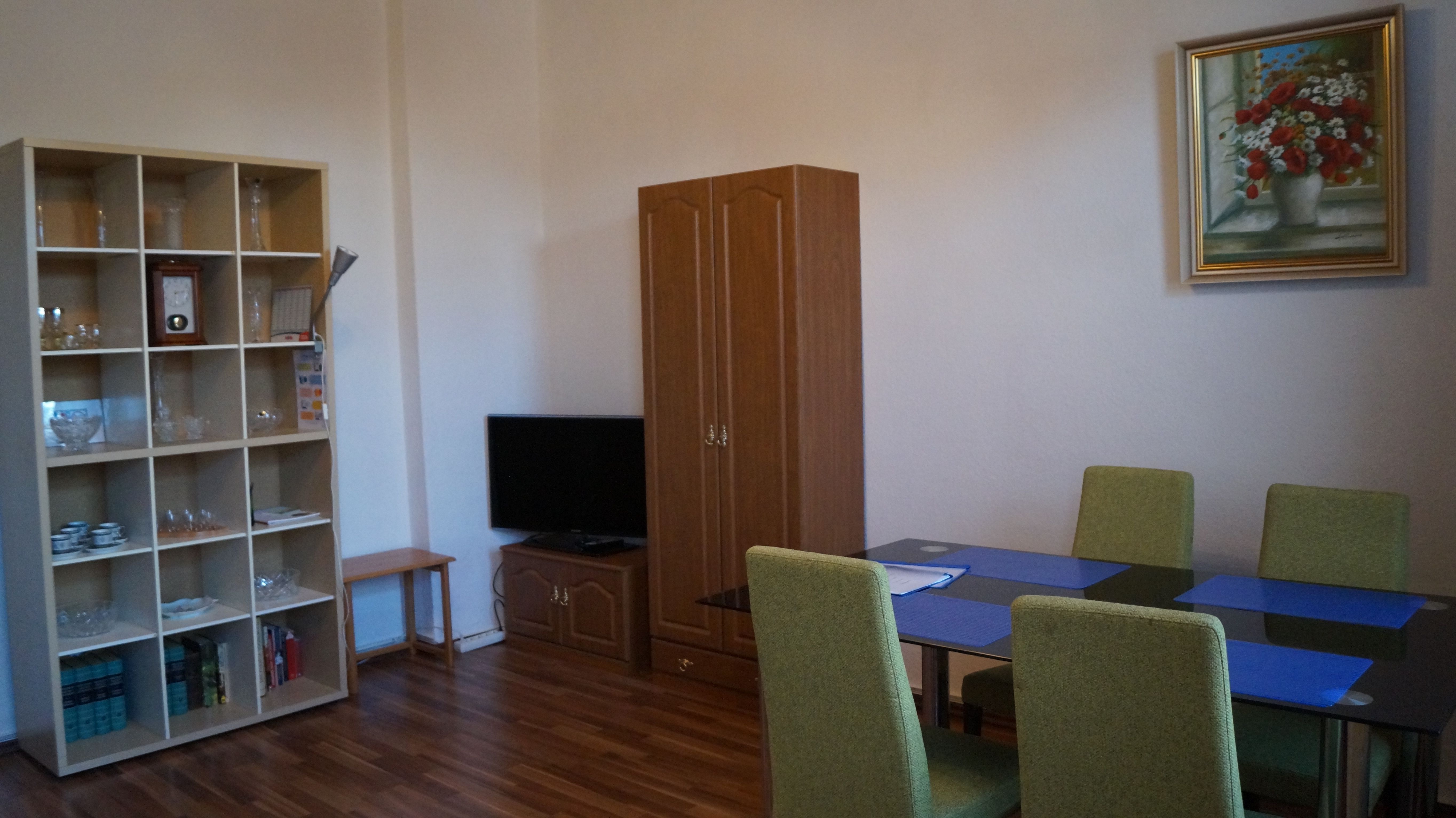  Beautiful 2-Room Apartment In Lauchhammer-Mitte  -  Beautiful 2-room apartment in Lauchhammer-Mitte  - Gallery -  1