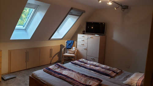 Loft Wohnung in zentraler ruhiger Lage, möbiliert