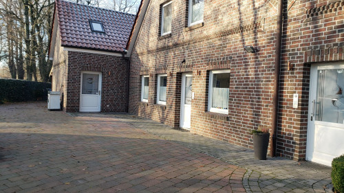 Loft Wohnung in zentraler ruhiger Lage, möbiliert