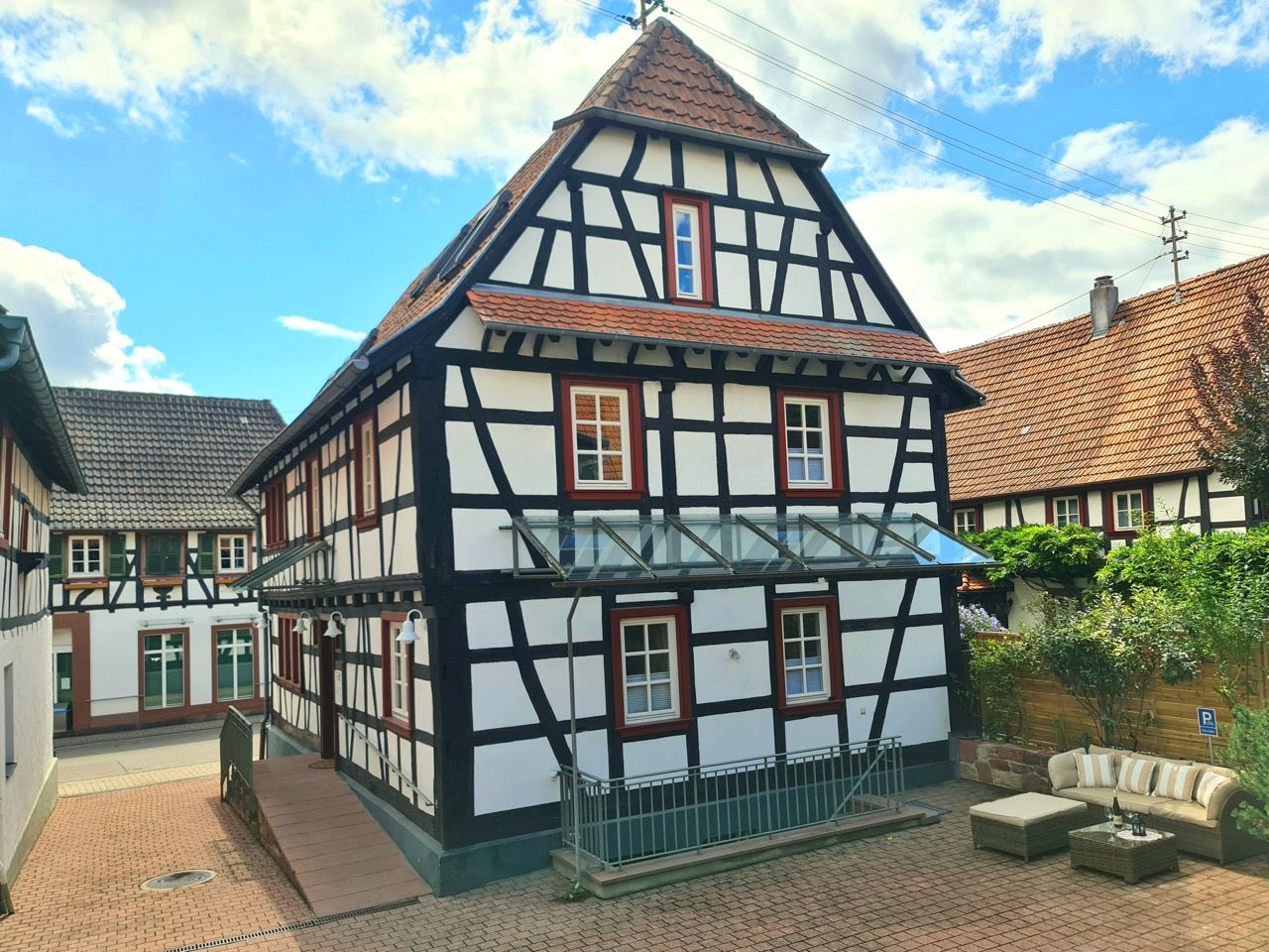 AVAHOME: Loft Style Apartment For 4 In Kandel / Near Karlsruhe, WiFi, Netflix, Kitchen, Washer-Dryer - 21