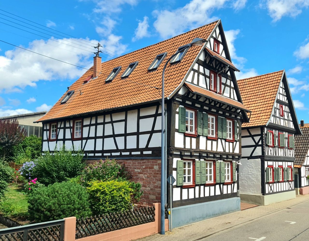 AVAHOME: Loft Style Apartment For 4 In Kandel / Near Karlsruhe, WiFi, Netflix, Kitchen, Washer-Dryer - 20