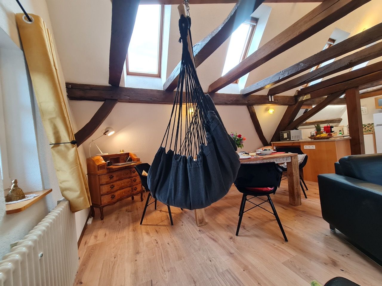 AVAHOME: Loft Style Apartment For 4 In Kandel / Near Karlsruhe, WiFi, Netflix, Kitchen, Washer-Dryer - 10