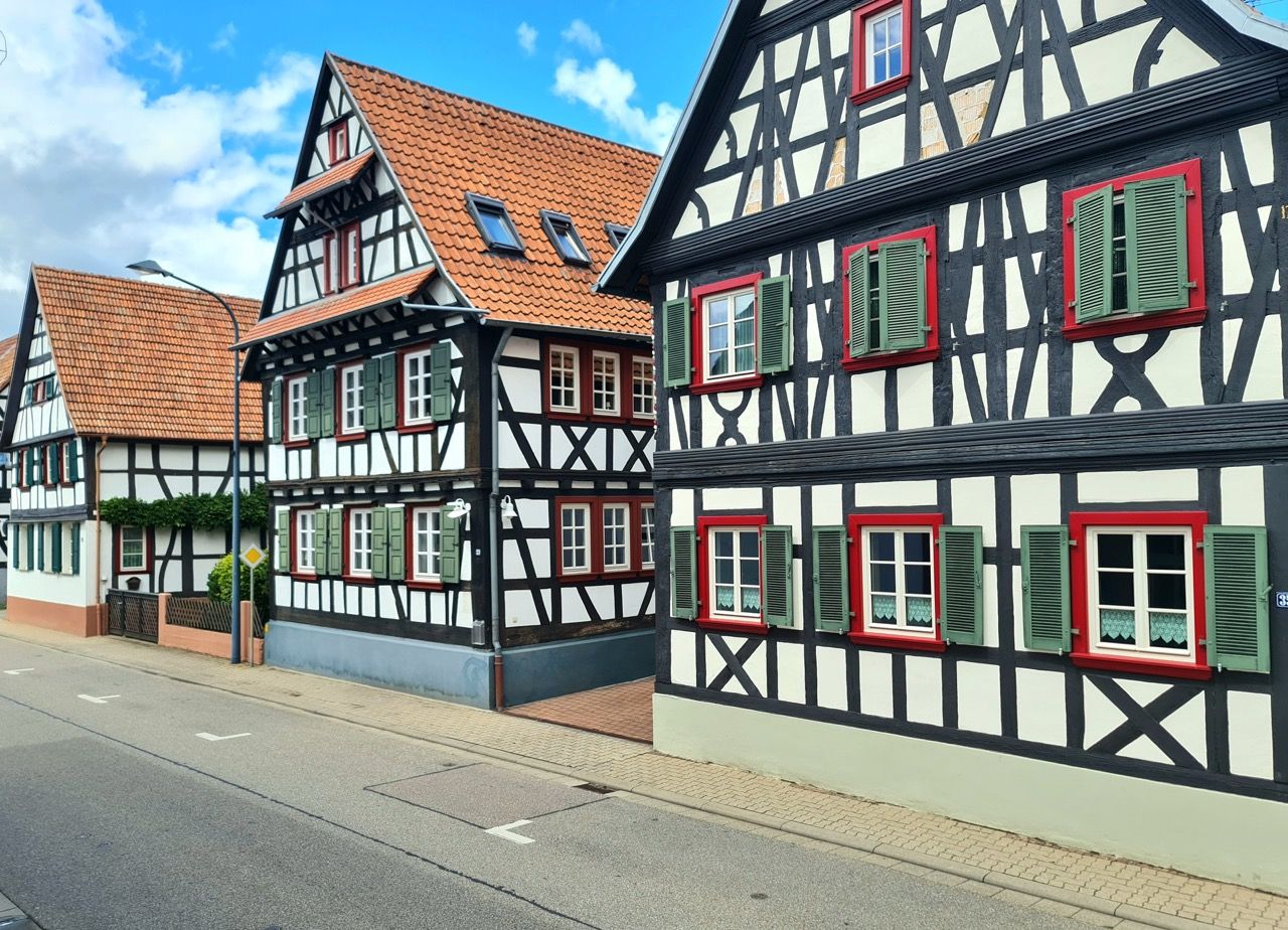 AVAHOME: Loft Style Apartment For 4 In Kandel / Near Karlsruhe, WiFi, Netflix, Kitchen, Washer-Dryer - 19