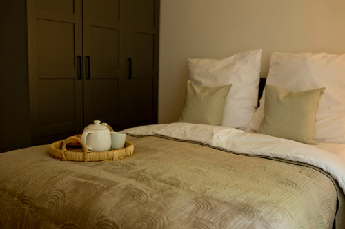 Zen Apartment | 2 bedrooms | balcony | kitchen