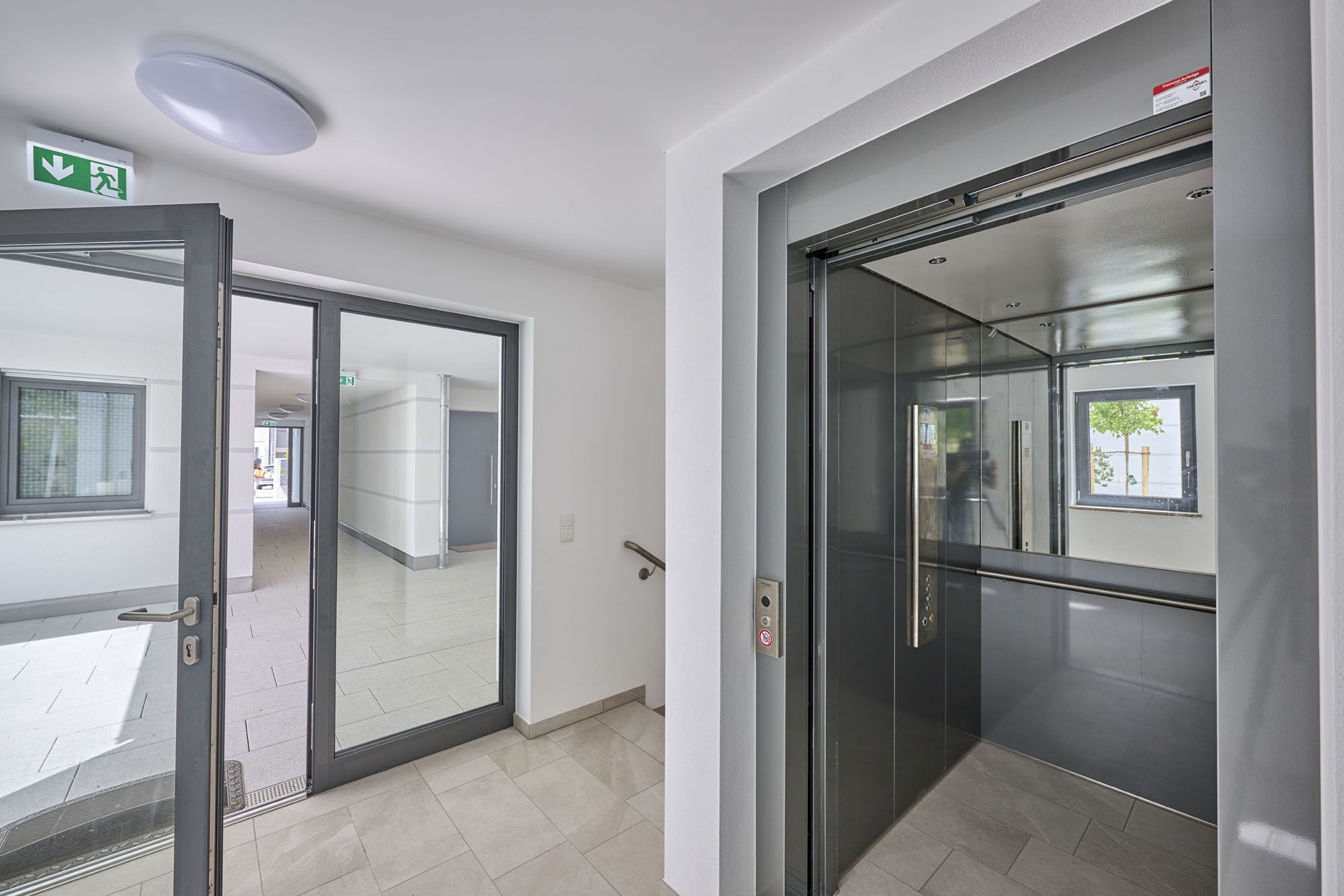  XXL Balcony I Boutique Apartment I Playground  -  XXL Balcony I Boutique Apartment I Playground  - Gallery -  8