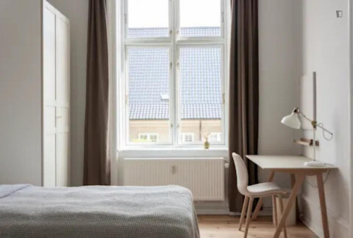Interesting double bedroom near the Vesterport train station