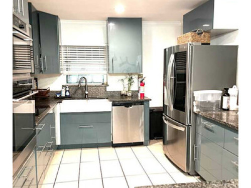 Clean and safe Room in Texas