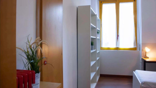 via arona 14a  private room s2