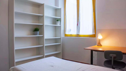 via arona 14a  private room s2