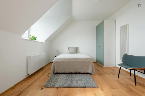 Comfortable single bedroom in nice shared flat in Frederiksberg