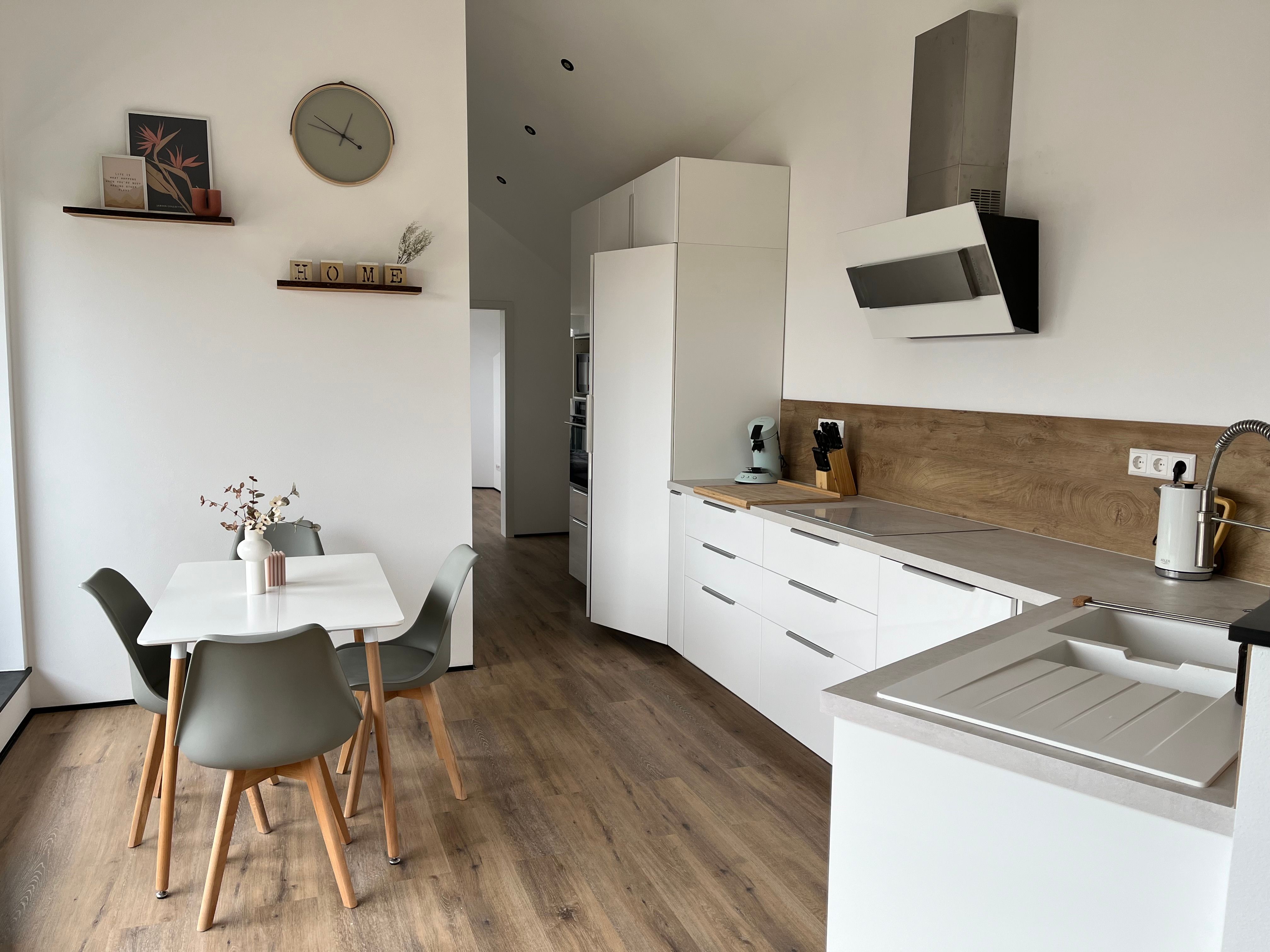  Maybe The Most Luxurious Apartment In Town  -  Maybe the most luxurious Apartment in Town  - Gallery -  12