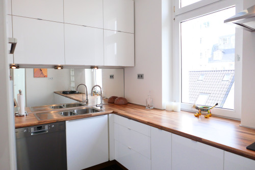Stylishly Renovated 90 sqm Design Apartment in a Classic Historic Building - Gallery - 15