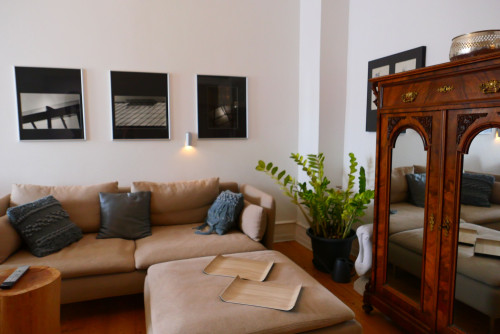 Stylishly Renovated 90 sqm Design Apartment in a Classic Historic Building