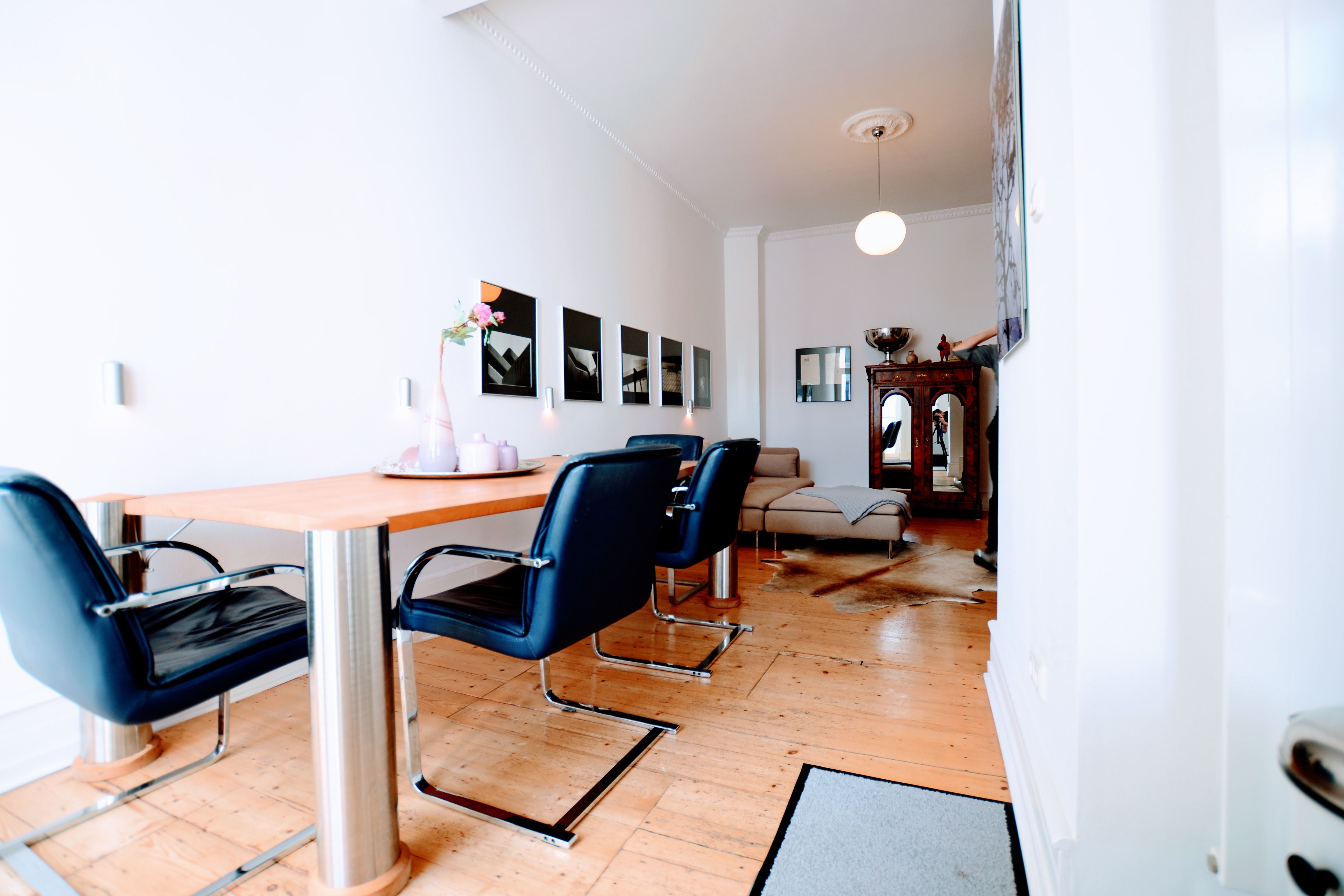 Stylishly Renovated 90 Sqm Design Apartment In A Classic Historic Building - 11