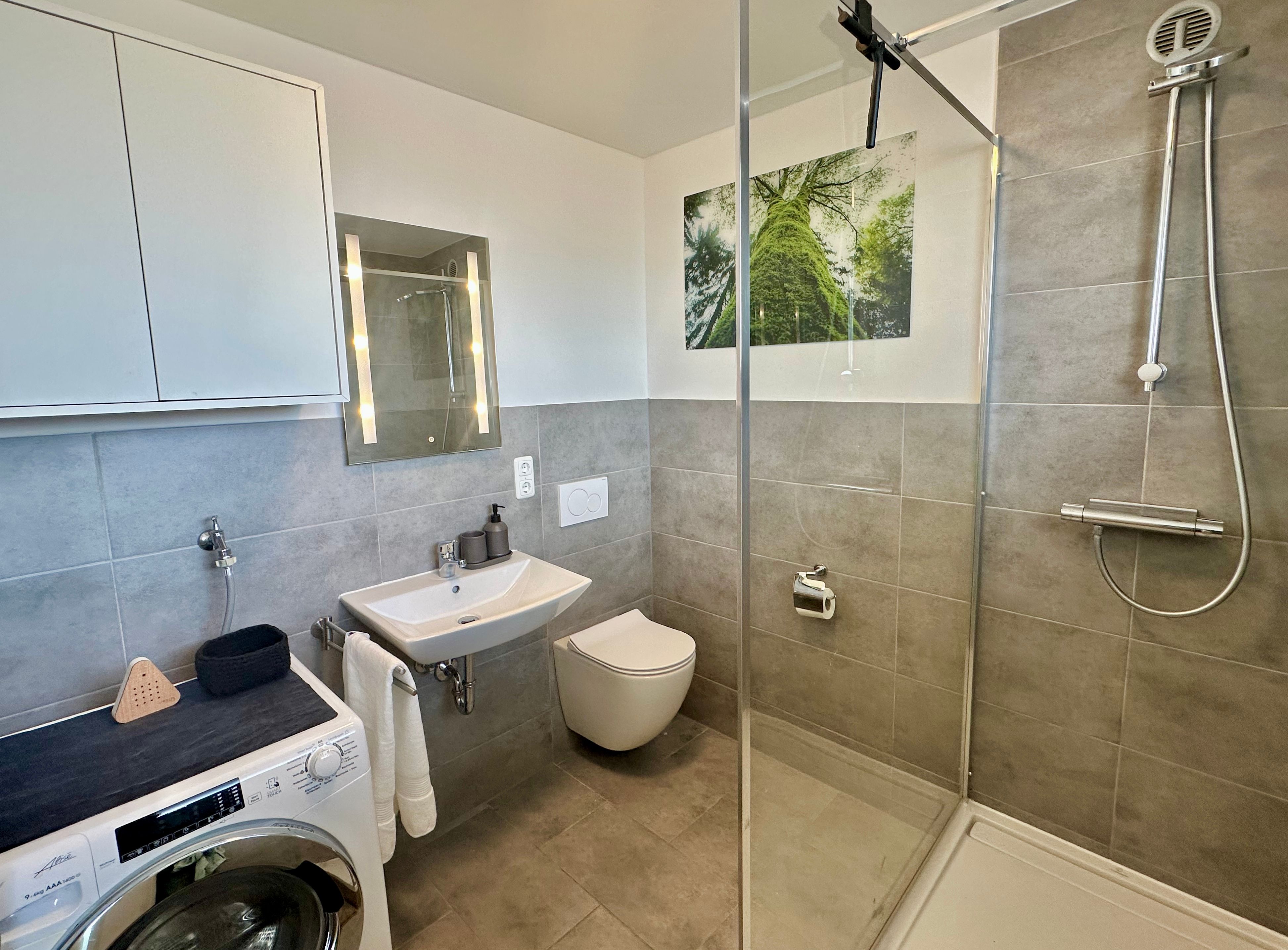 Frisch Renovierte, Helle Wohnung Mit Balkon, Küche, Parkplatz Und Exzellenter Anbindung - Frisch renovierte, helle Wohnung mit Balkon, Küche, Parkplatz und exzellenter Anbindung - Gallery - 5