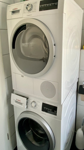 Fully Furnished: Large 2-room apartment, sunny terrace, near the main train station, underground parking space, Wi-Fi - Gallery - 9