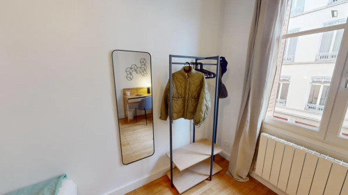 Inviting double bedroom in St Michel - Mairie