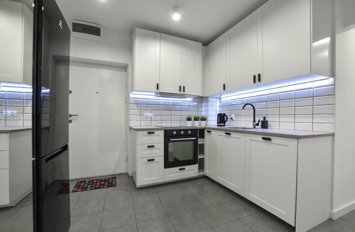Single Room No. 4 - 8