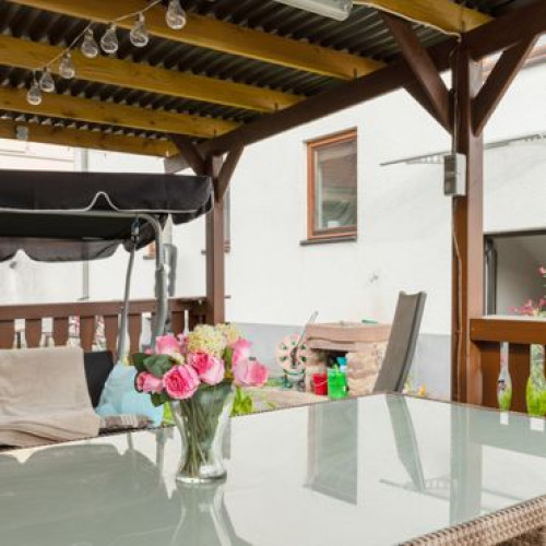 ☆ Unique in great old town by Rabe ✔Netflix ✔Coffee-Bar (15 min KA City | 10 min KIT North | 8 min Daimler)