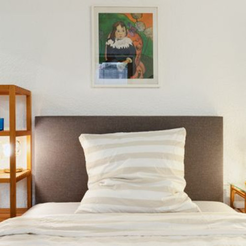 ☆ Unique in great old town by Rabe ✔Netflix ✔Coffee-Bar (15 min KA City | 10 min KIT North | 8 min Daimler)