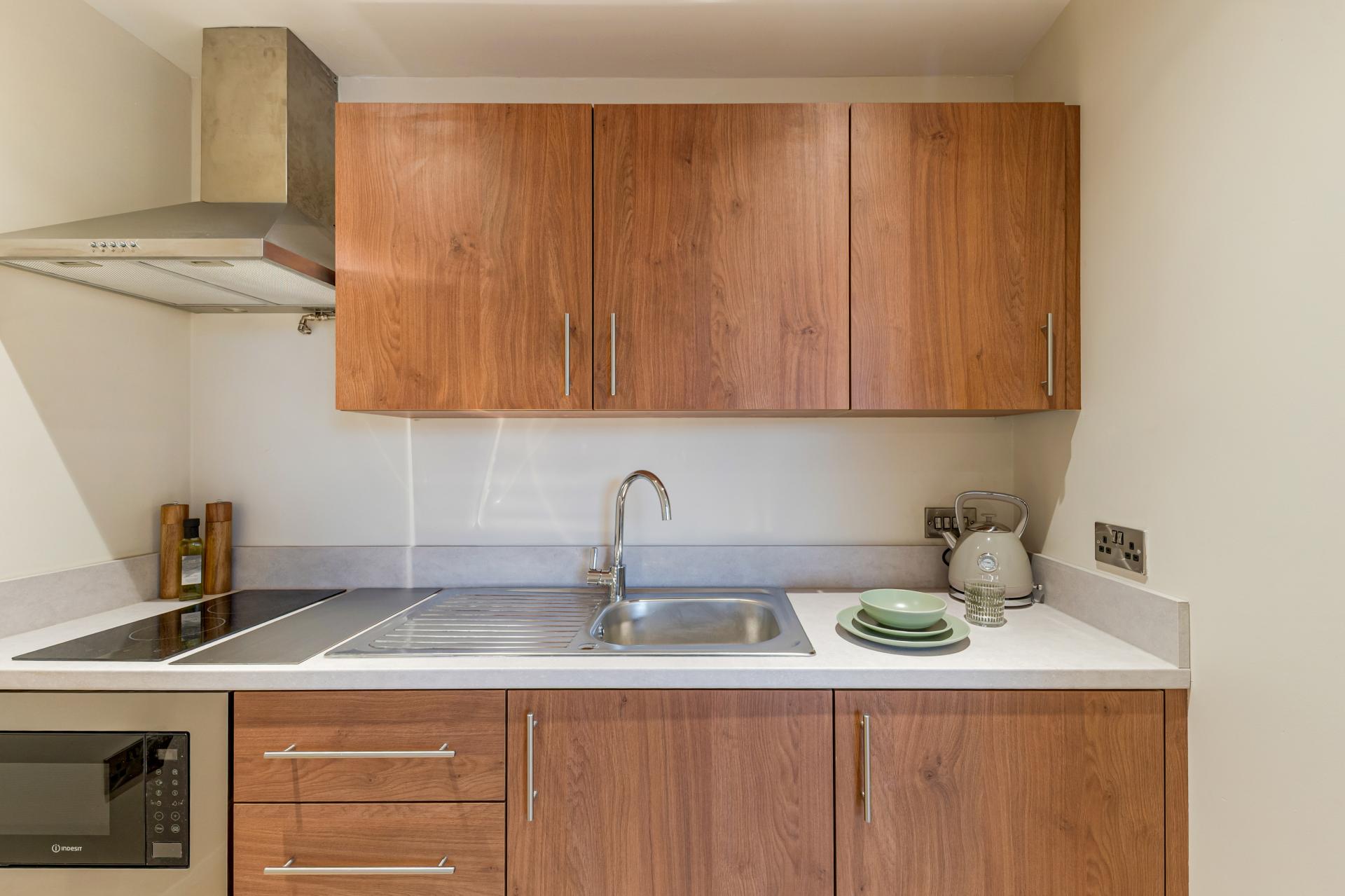  Premium Plus Studio  -  Ryan Hall  - Gallery -  10