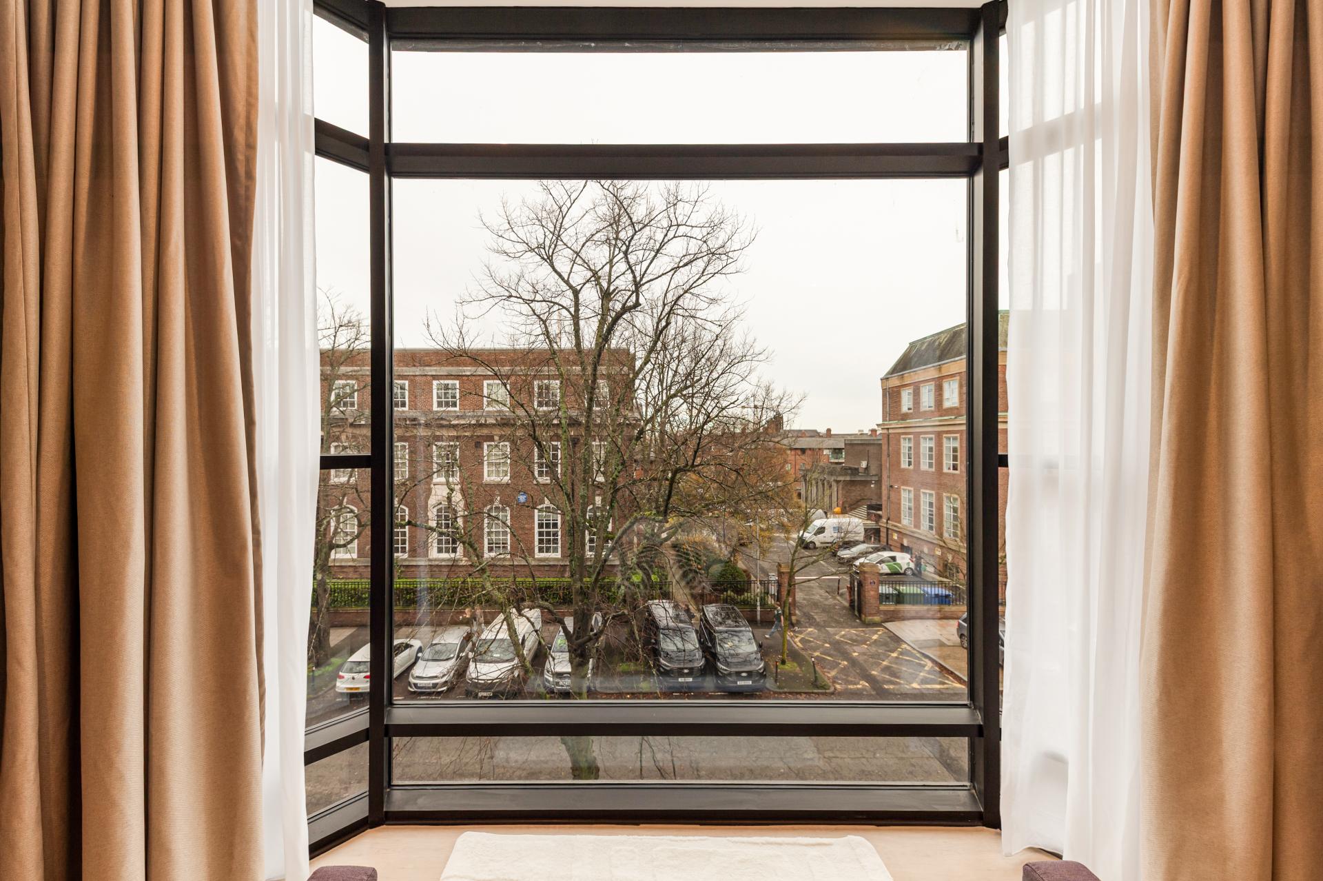  Deluxe Bay Studio  -  Ryan Hall  - Gallery -  2