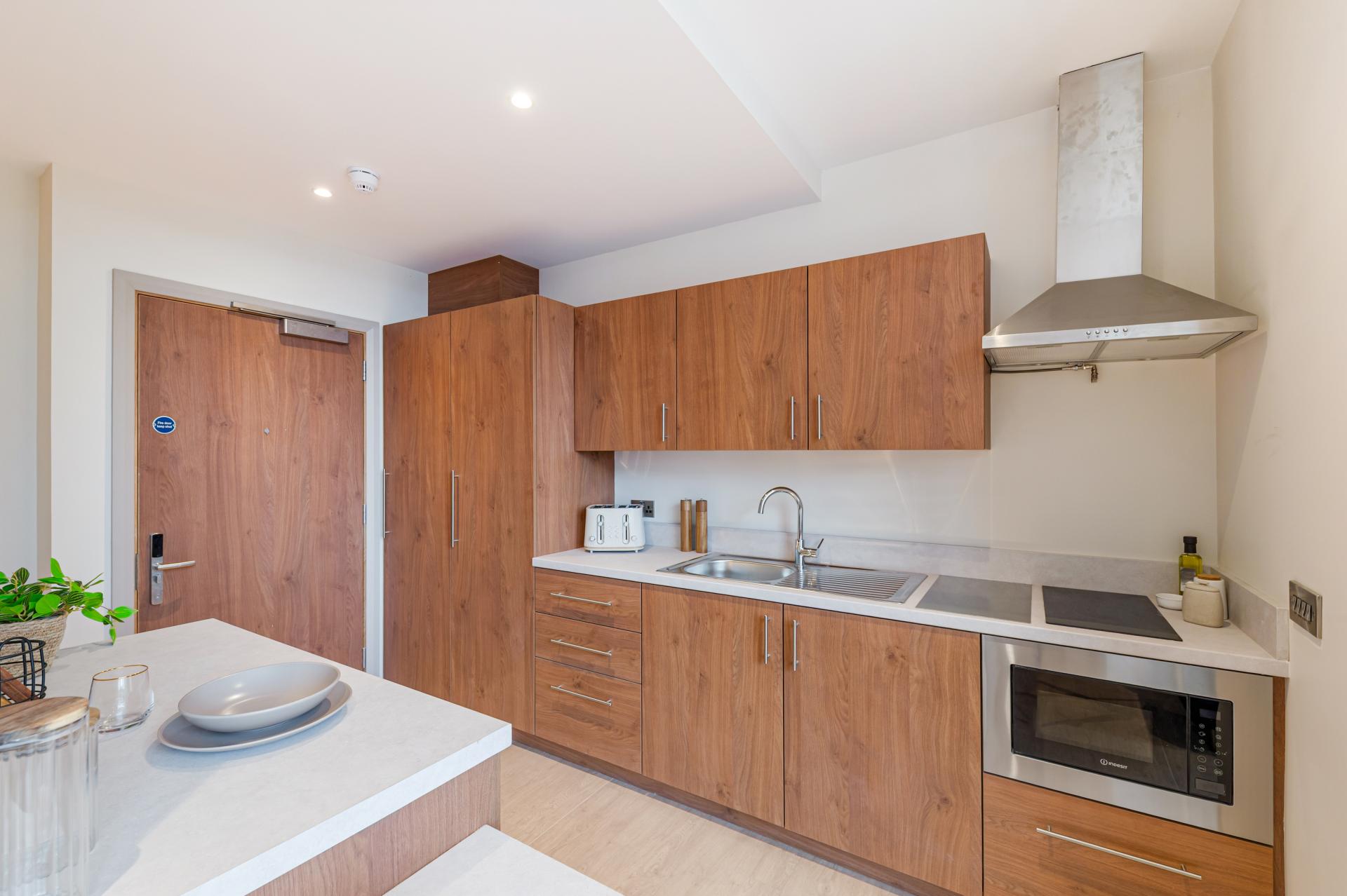  Accessible Studio  -  Ryan Hall  - Gallery -  15