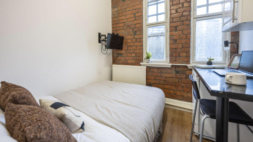 Ashton House - Gallery - 21