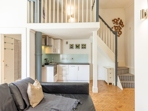 Ashton House - Gallery - 13