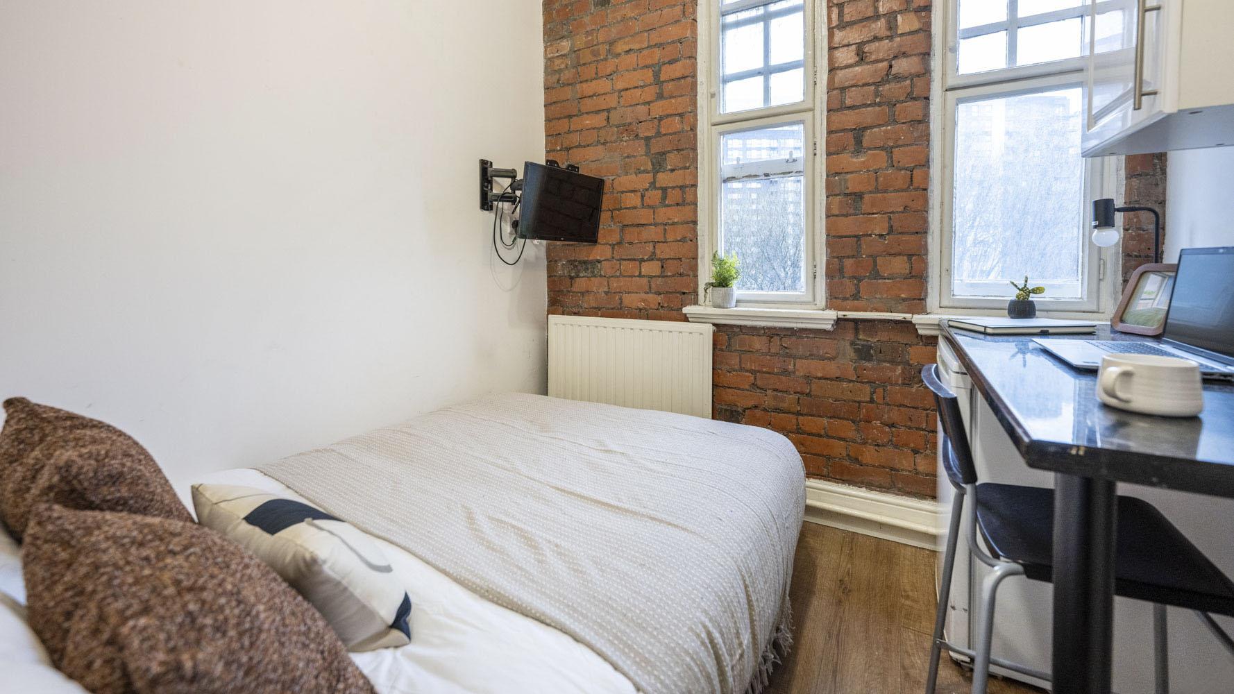 Classic En-Suite - 2