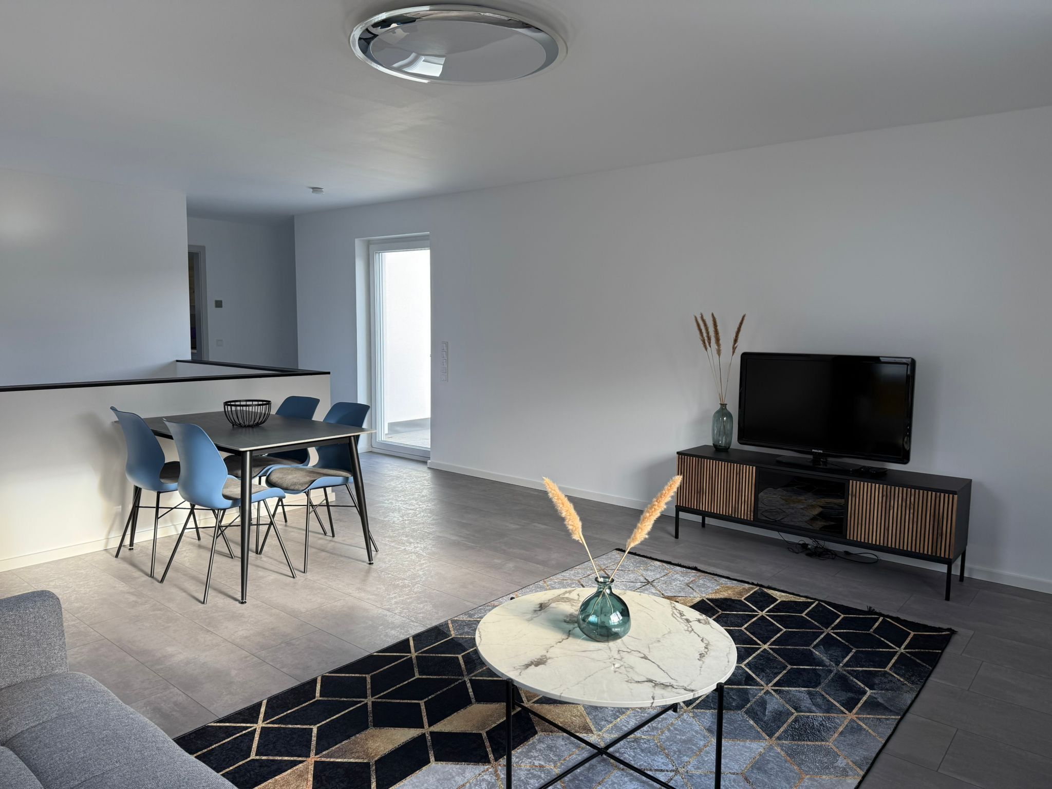 Beautiful And Bright Studio Located In Gummersbach - Beautiful and bright studio located in Gummersbach - Gallery - 8