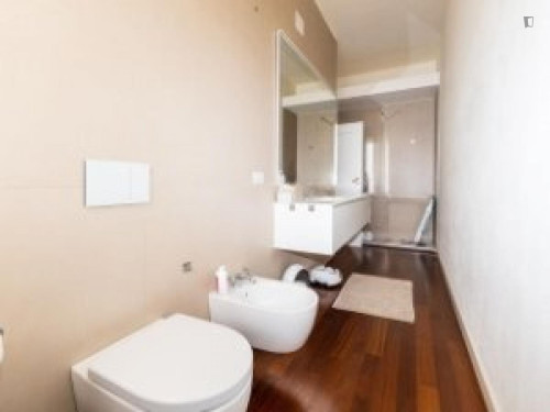 Single bed in twin bedroom in the center of Bologna - Gallery - 8