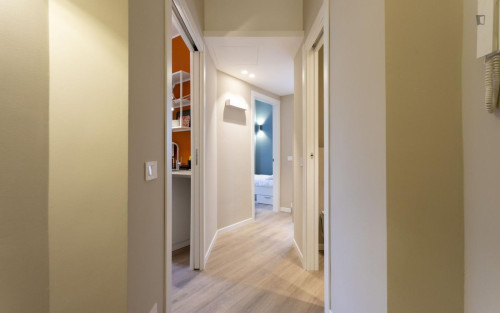 Welcoming 2-bedroom apartment in Giambellino-Lorenteggio  - Gallery -  5