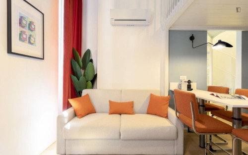 Excellent 1-bedroom apartment in the centre of Milan
