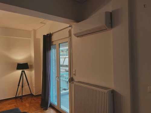 Elegant Double Bedroom with a balcony close to Attiki Metro