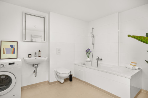 Brand New and Furnished 2-bedroom in the center of Potsdam - Gallery - 2
