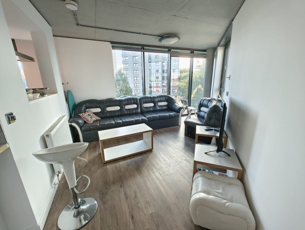  Deluxe En-Suite  -  London Court  - Gallery -  4