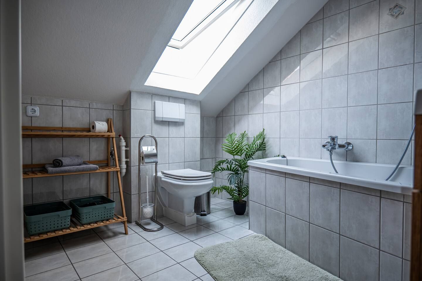 Perfect And Spacious Apartment In Erfurt - 13