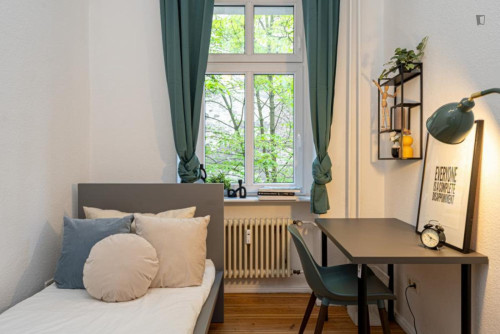 Modern single bedroom in Kreuzberg