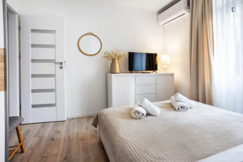 Very cool 1-bedroom apartment in Olsza - Gallery - 6