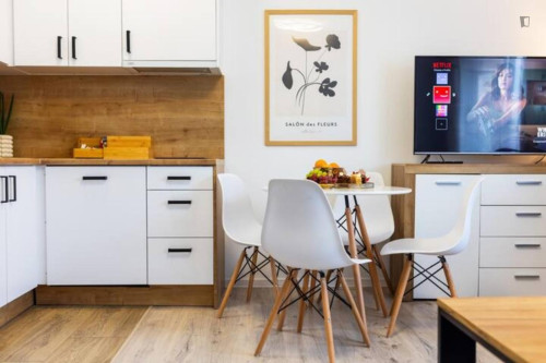 Very cool 1-bedroom apartment in Olsza - Gallery - 14