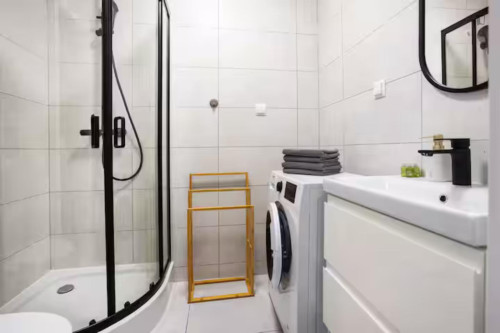 Very cool 1-bedroom apartment in Olsza - Gallery - 9