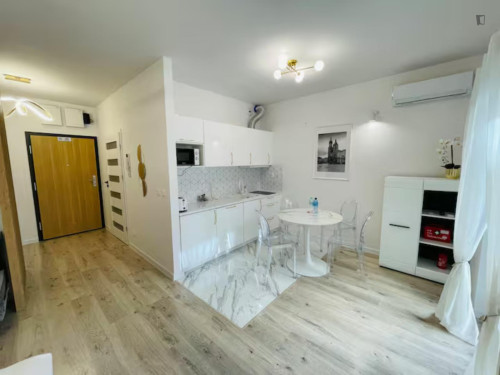 Dashing studio in the Wola Duchacka district - Gallery - 22