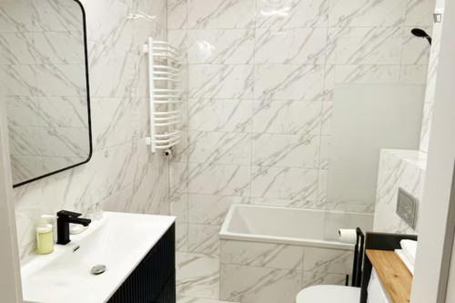 Stupendous 1-bedroom apartment in Wola Duchacka