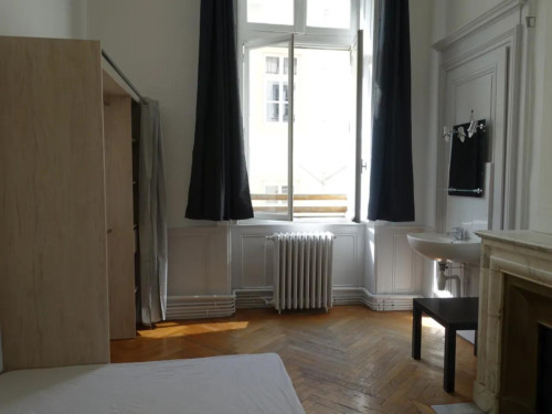 Pleasant double bedroom in Bellecour - Hôtel Dieu