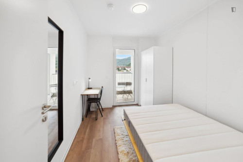 Cosy single bedroom in Lend