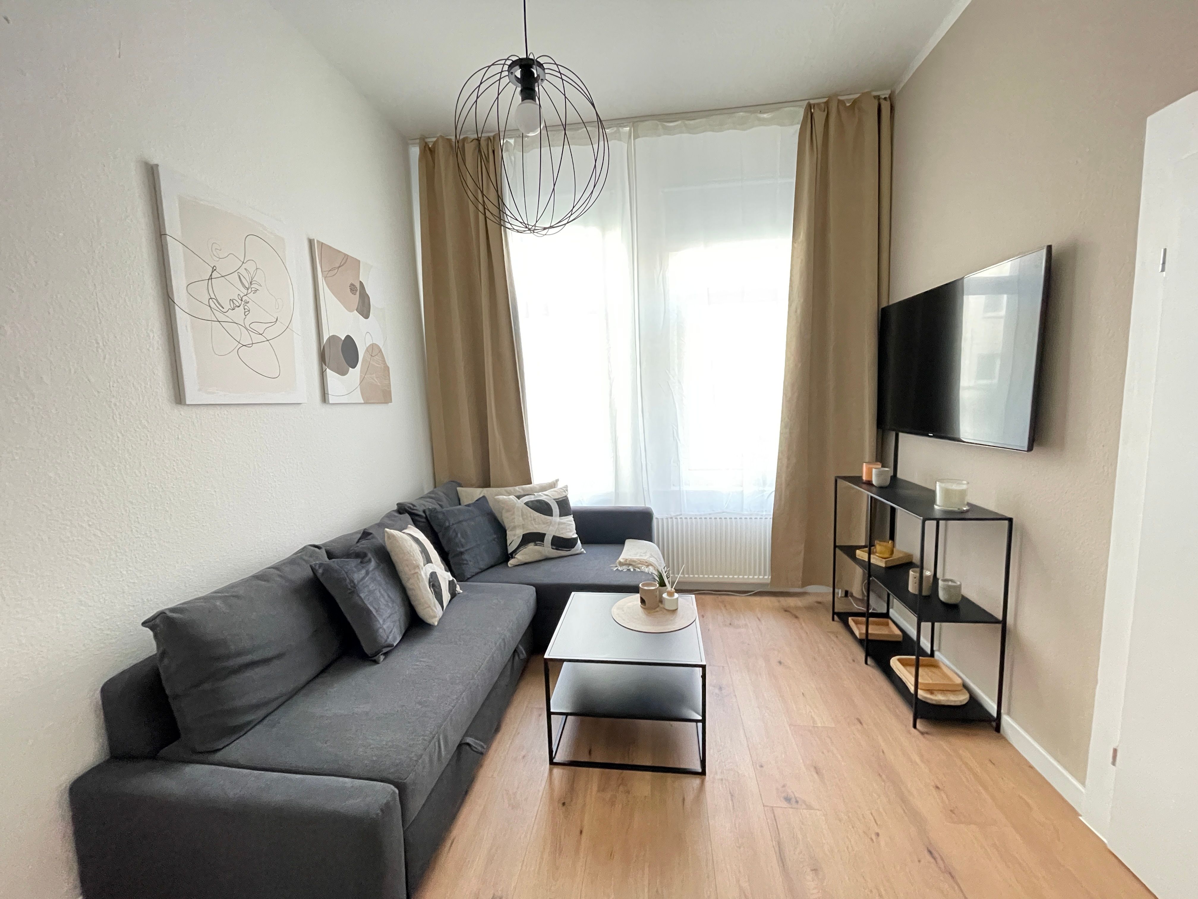 3 Rooms, City, Private Parking - 11