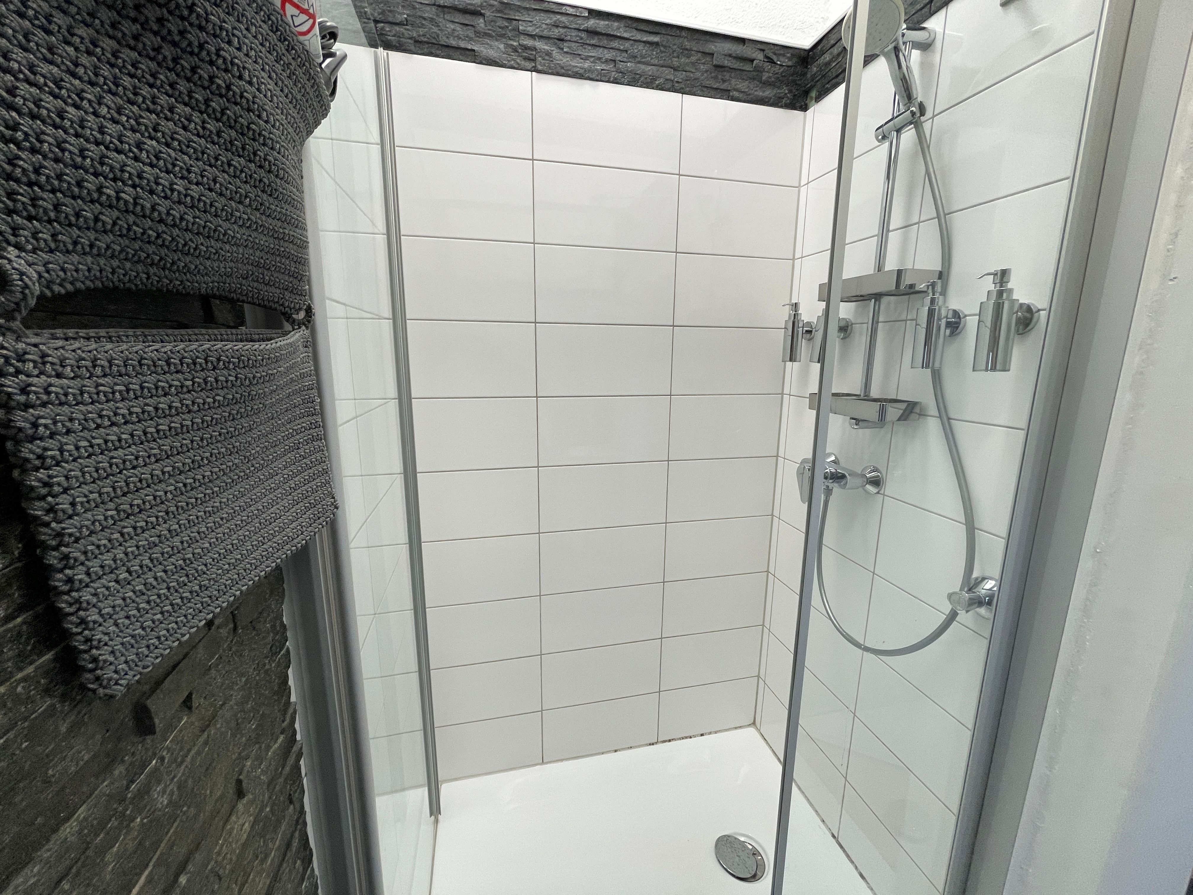 3 Rooms, City, Private Parking - 1