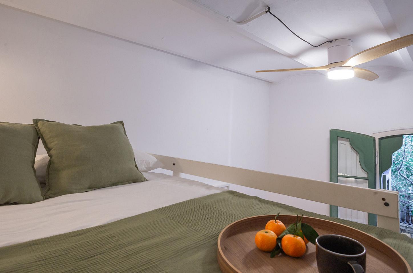  Cozy Double Room  -  Modernist Coliving Retreat with Stylish Comfort in Authentic Sant Andreu  - Gallery -  11
